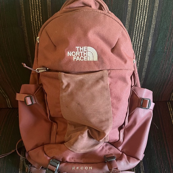 The North Face Recon Backpack - Picture 1 of 7